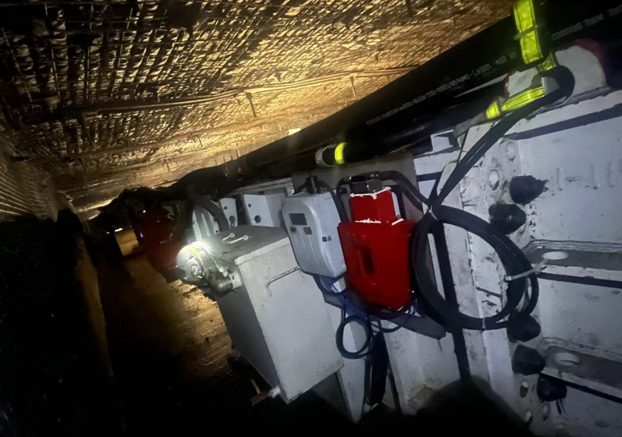 2026煤礦智能化新風(fēng)口：融合礦鴻與AI大模型的在線油液監(jiān)測(cè)系統(tǒng)方案