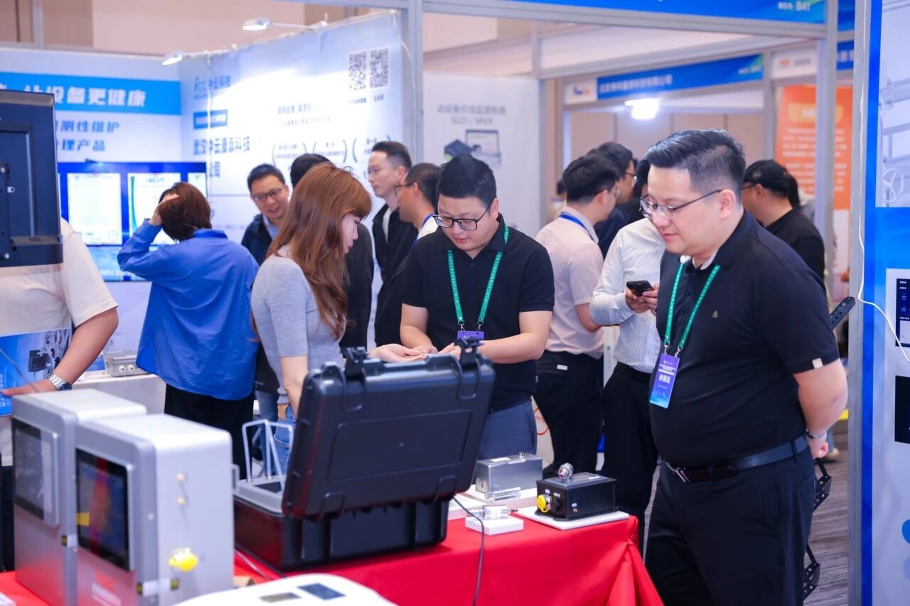 智能運(yùn)維大會(huì) 智火柴分享工程機(jī)械潤(rùn)滑健康管理傳感技術(shù)突破與應(yīng)用落地 圖2.jpg