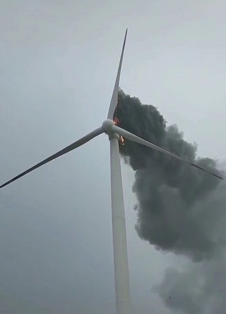 風(fēng)機(jī)著火事故